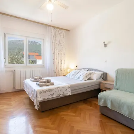 With Parking Space Kastel Stari, - 24752 *
