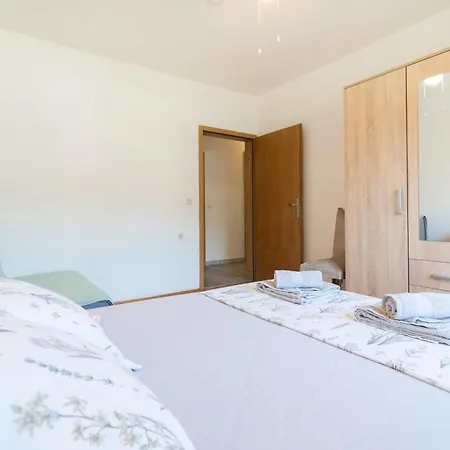 Apartment With Parking Space Kastel Stari, - 24752