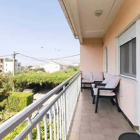 Apartment With Parking Space Kastel Stari, - 24752